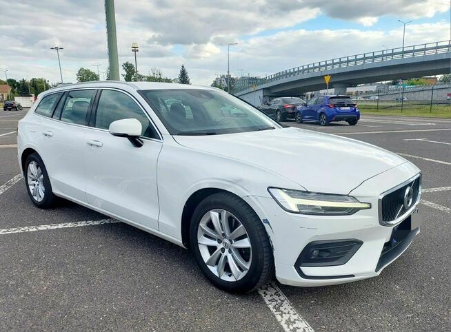 2020/2021 Volvo V60 2.0 D4 197KM Momentum PRO Warszawa - zdjęcie 1