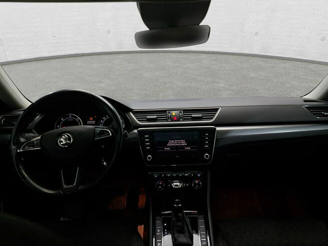 Škoda Superb Komorniki - zdjęcie 9