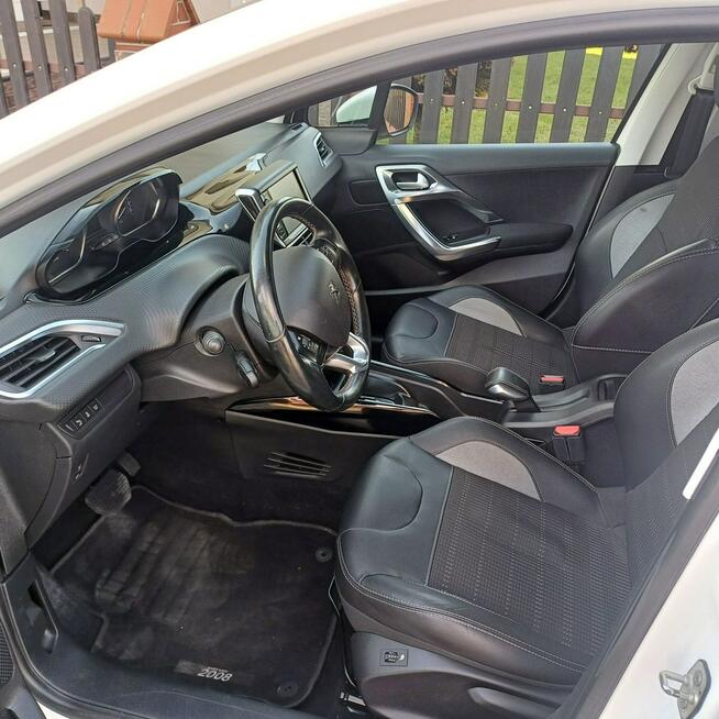 Peugeot 2008 110 KM Klimatronic Nawigacja Suchorzew - zdjęcie 5