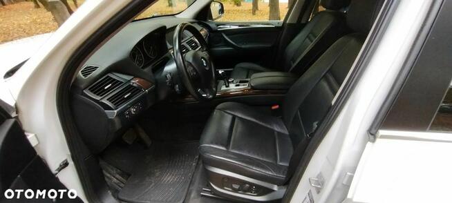 BMW X5 xDrive50i Kraków - zdjęcie 9