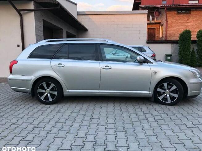 Toyota Avensis 2.0 Włoszczowa - zdjęcie 8