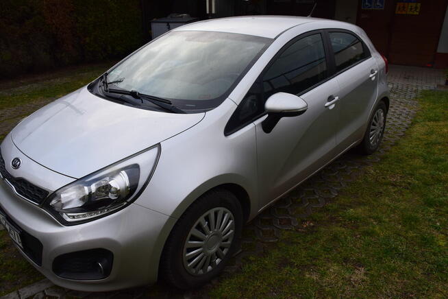 Samochód osobowy Syców - zdjęcie 2