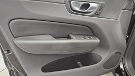 Volvo XC 60 B4 B Plus Dark aut ! Z Polskiego Salonu ! Faktura VAT ! Warszawa - zdjęcie 10