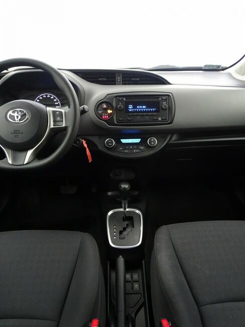 Toyota Yaris Hybrid 100 Active Salon PL! 1 wł! ASO! FV23%! Warszawa - zdjęcie 12
