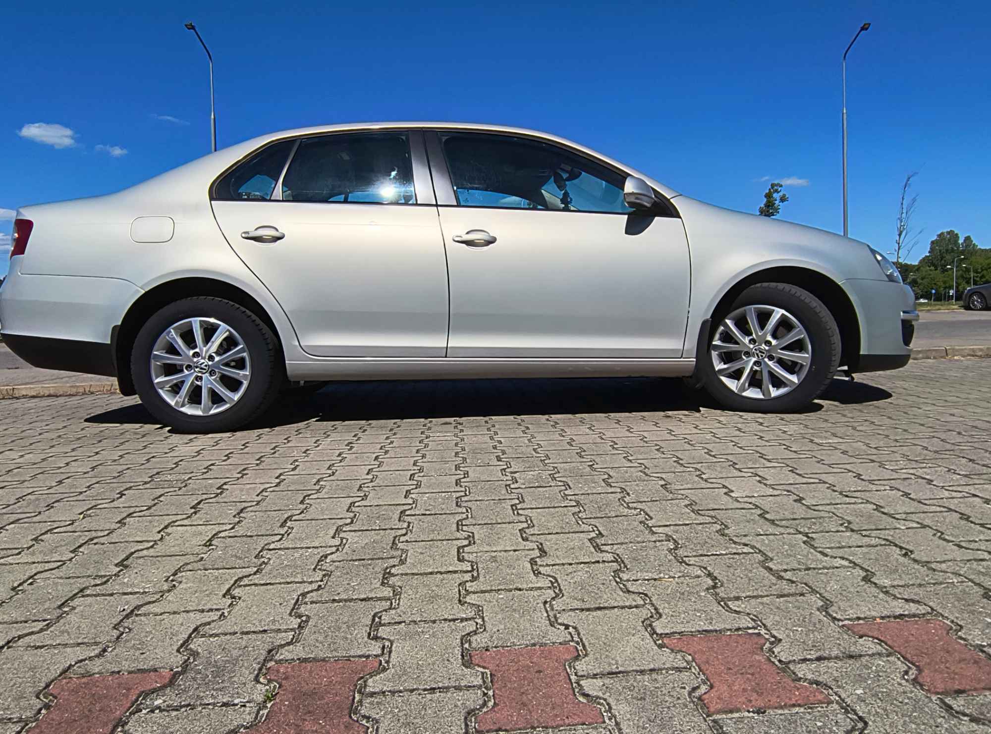 VW JETTA 2010 Oryginalny Lakier Salon Polska Radom - zdjęcie 6