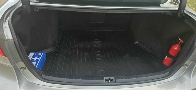 Sprzedam TOYOTA AVENSIS Włocławek - zdjęcie 3