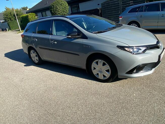 Toyota Auris Sadlno - zdjęcie 2
