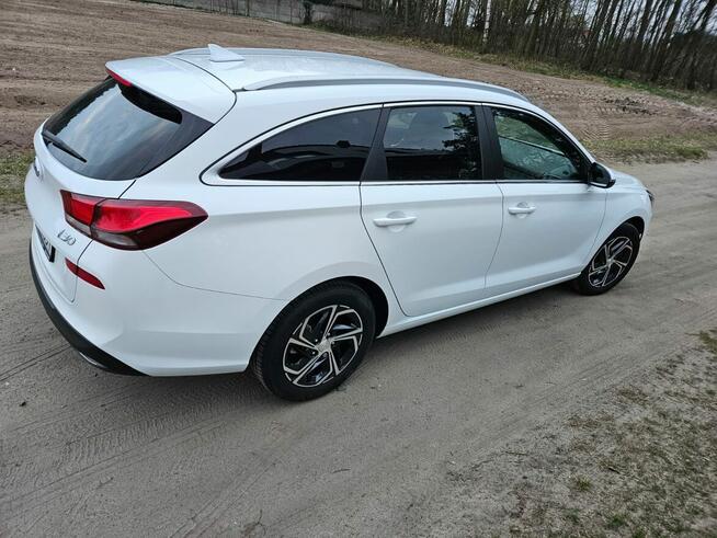 Hyundai i30 Kombi 1.5 DPI 110 KM Comfort | 2021 | 39 000 km Wolica - zdjęcie 2