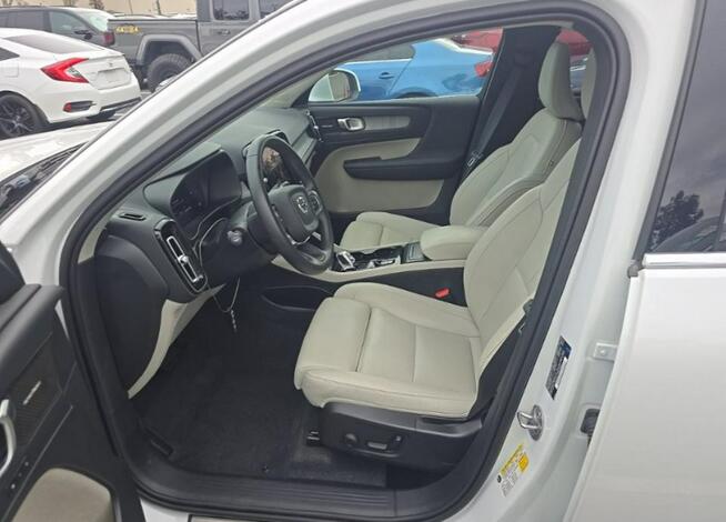 Volvo XC 40 Ultimate Bright Theme / AWD / B5 Częstochowa - zdjęcie 7