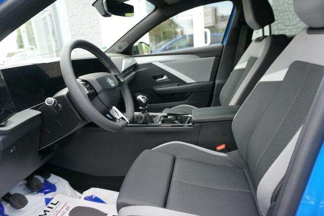 Opel Astra zarejestrowany, ubezpieczony, 2025 rok Opole - zdjęcie 10