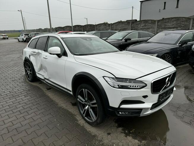 Volvo V90 Cross Country D5 AWD 235KM Gliwice - zdjęcie 6