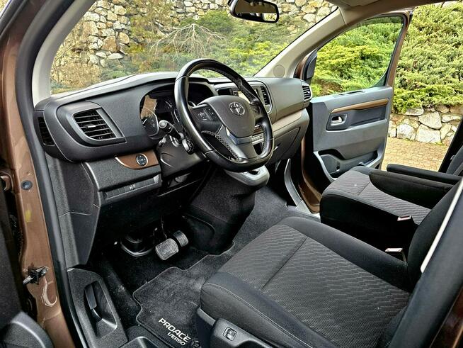 Toyota Proace Verso 2.0 D 177 KM Automat Bliss Kamera 360° Navi Piękna Zagnańsk - zdjęcie 8