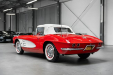 Chevrolet Corvette C1 ROADSTER (1961) – UNIKAT Węgrzce - zdjęcie 7