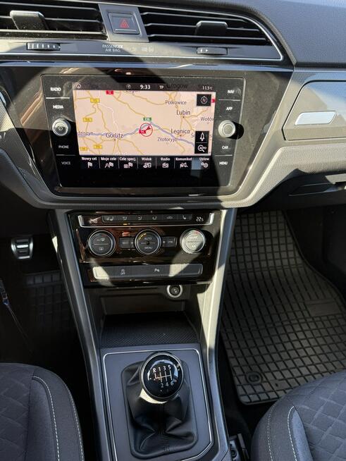 Volkswagen Touran 2,0tdi 150ps ładny zarejestrowany z Navigacją. Bolesławiec - zdjęcie 8