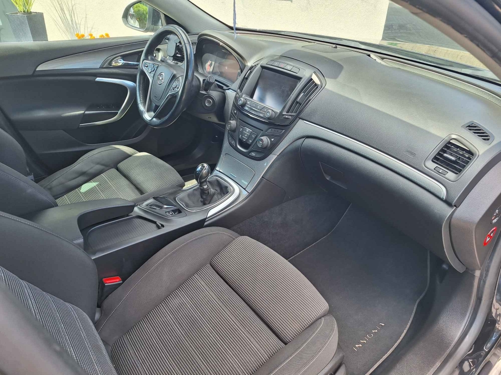 Sprzedam Opel Insignia - bezwypadkowy Kletnia - zdjęcie 7