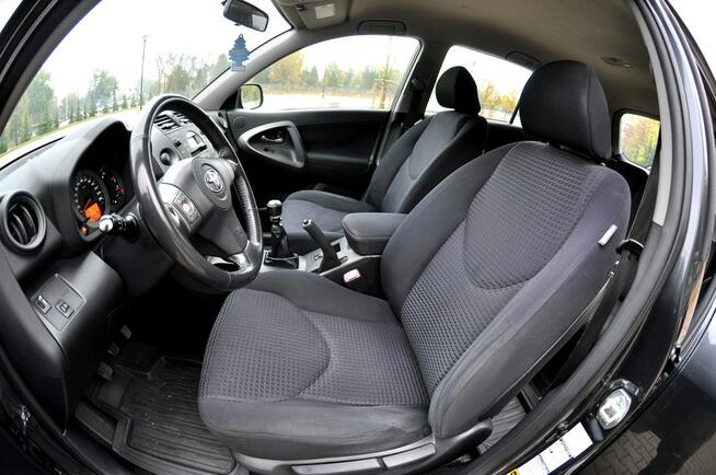 Toyota RAV-4 2.2 D-CAT 177KM 4x4 Climatronic Xenon Płock - zdjęcie 7