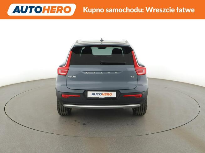 Volvo XC 40 Momentum PRO navi grzane fotele kamera LED tempomat Warszawa - zdjęcie 6