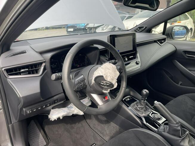 Toyota GR Corolla Sport 305 KM Kamera Podgrzewanie Virtual cockpit Gliwice - zdjęcie 9
