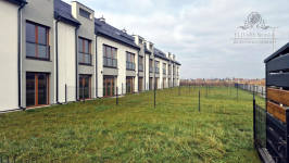 Dom szereg środkowy o pow.130,58m2 na działce 113,90m2, Kąty