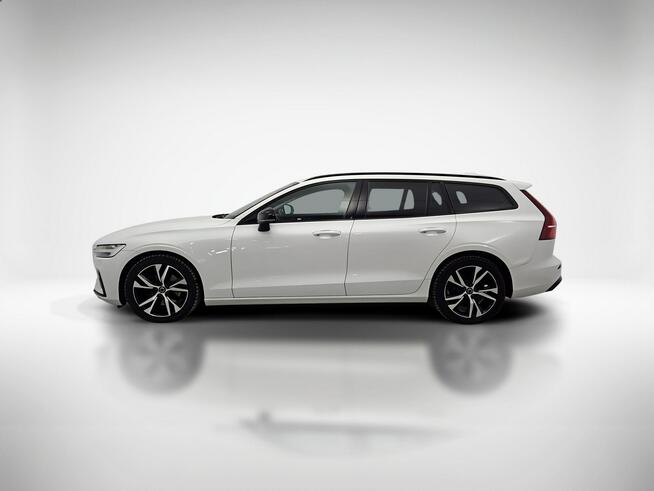 Volvo V60 B4 D Plus Dark aut  ! Z Polskiego Salonu ! Faktura VAT ! Warszawa - zdjęcie 2