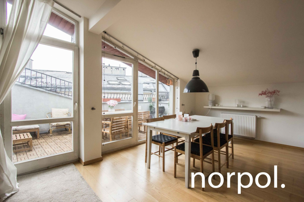 Stylowy apartament z jedną sypialnią i tarasem w centrum Kazimierza Kraków - zdjęcie 12