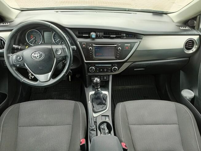 Toyota Auris Zwoleń - zdjęcie 4