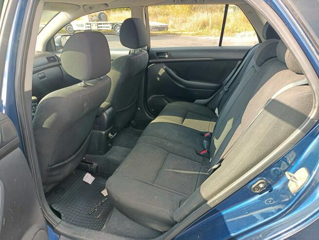 Toyota Avensis 2.2 D-4D 150km 05r Tarnów - zdjęcie 6