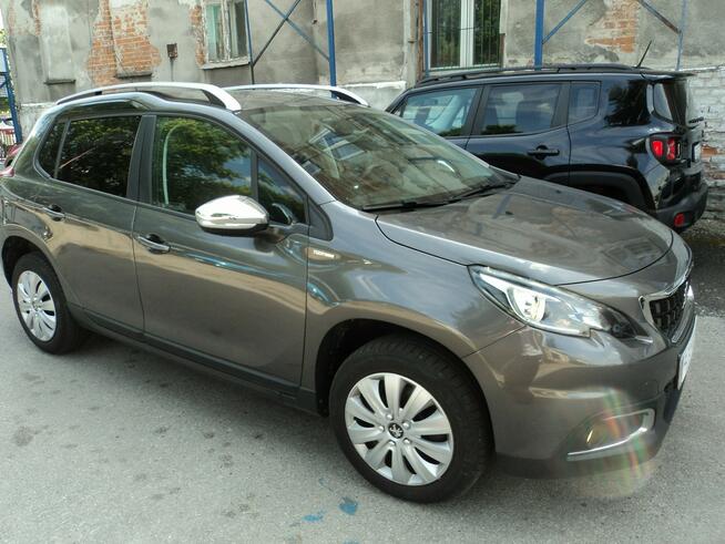 sprzedam PEUGEOTA 2008  1.2 b Lublin - zdjęcie 4