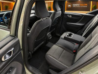 Volvo XC 40 Krajowy/Bezwypadkowy/Fvat/Warto Balice - zdjęcie 10