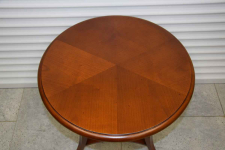 stolik z drewna orzechowego - jak nowy Olsztyn - zdjęcie 2