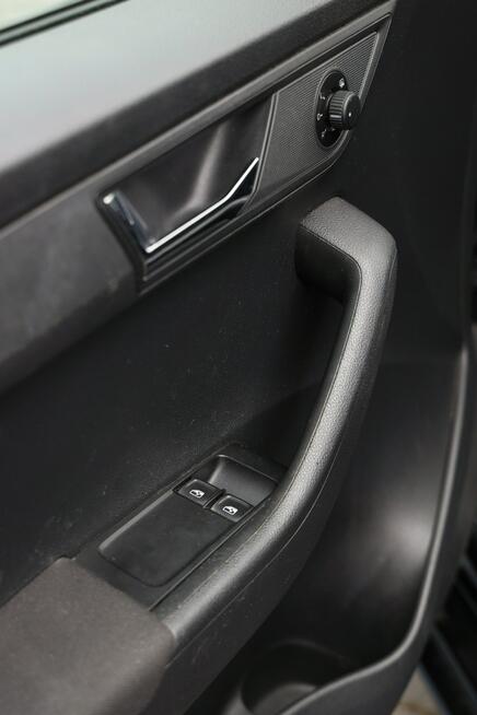 Škoda Fabia 1,0 95 KM - uszkodzona Tychy - zdjęcie 11