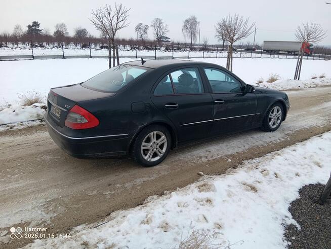 Mercedes benz w211 2007 2,2 disel // maly przebieg Stopnica - zdjęcie 4