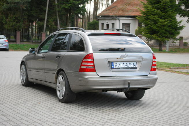 Mercedes-Benz Klasa C W203 1.8 LPG AUTOMAT Rzeszów - zdjęcie 8
