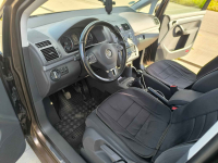 Posiadam na sprzedasz swojego Volkswagena Tourana 1,6 TDI Radom - zdjęcie 6