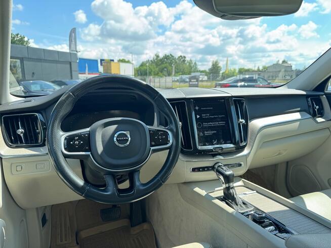 Volvo XC60, 2017 Michałowice - zdjęcie 11