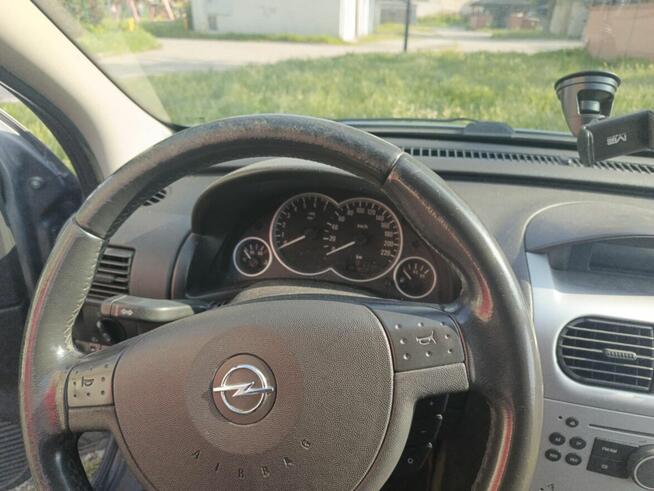 Opel Corsa 2005 1.2 benzyna Legnica - zdjęcie 1