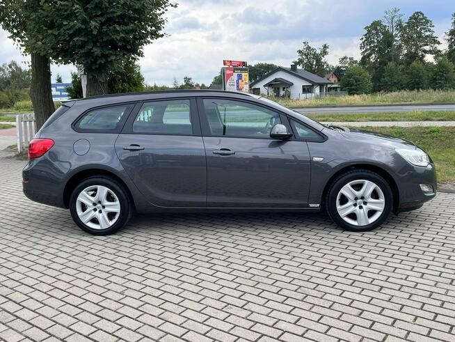 Opel Astra *Benzyna*Kombi*Niski przebieg* Zduńska Wola - zdjęcie 10