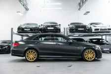 Mercedes E 63 AMG Performance Studio Special. Jeden na świecie. Węgrzce - zdjęcie 7