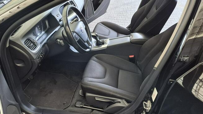 Volvo V60 2.0 D2 120KM Navi Led Climatronic Pdc Serwis Płock - zdjęcie 7
