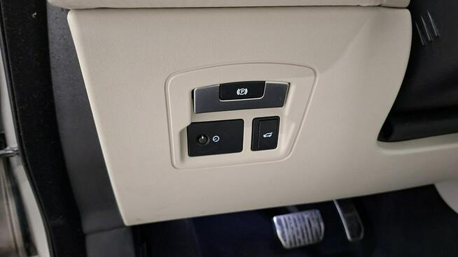 Land Rover Range Rover VELAR 3.0 SD6 R-Dynamic S Grójec - zdjęcie 8