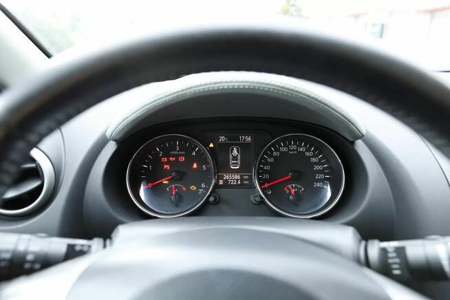 Nissan Qashqai 2.0 diesel, 4x4 Bałuty - zdjęcie 2