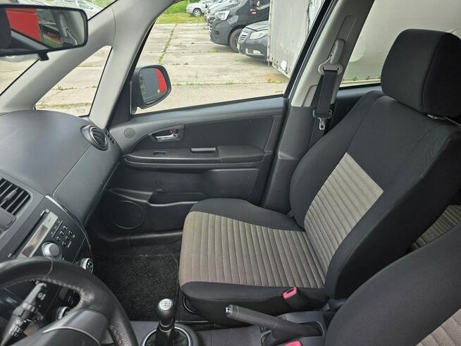Fiat Sedici 1.6 ben. 120KM 4x4 Kraków - zdjęcie 11