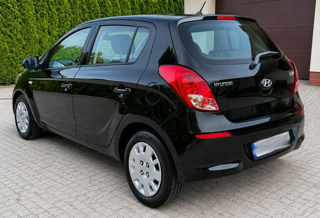 Hyundai I20 1.25 85KM FaceLifting  5Drzwi NiskiPrzebieg Klima  B.Ładny Wrocław - zdjęcie 5