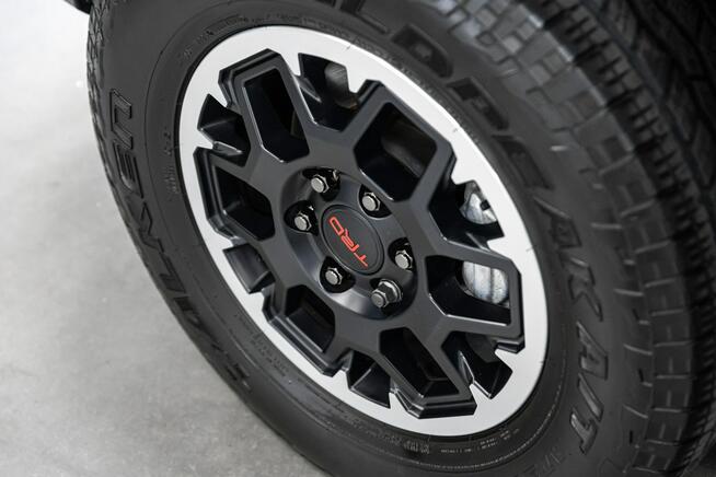 Toyota 4-Runner TRD Off-Road Premium 2.4 278 KM. Bezwypadkowa. FV 23%. Węgrzce - zdjęcie 12