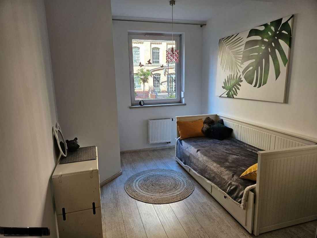 2pok, 48met, Okolice Legnickiej KOMÓRKA/2006 (Wrocław) Stare Miasto - zdjęcie 5