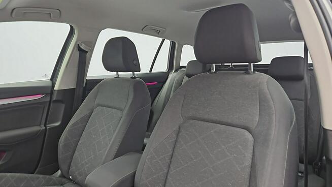 Volkswagen Golf VIII 2.0 TDI Life ! Z Polskiego Salonu ! Faktura Vat ! Warszawa - zdjęcie 11