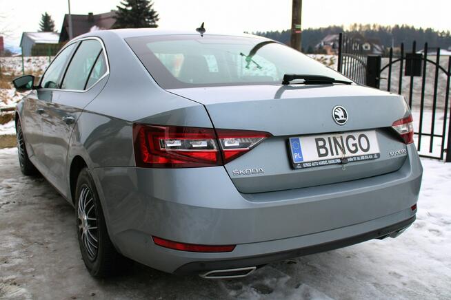 Škoda Superb 1,8 180KM Harklowa - zdjęcie 5