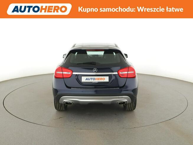 Mercedes GLA 200 automat full LED navi klima auto czujnki parkowania Warszawa - zdjęcie 6