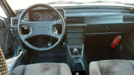 Audi 80 1,6 benzyna 75 KM dla kolekcjonera Bachowice - zdjęcie 9
