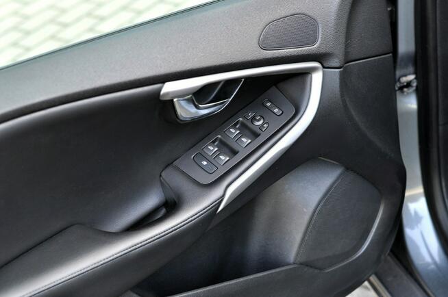 Volvo V40 1,6Hdi 115KM Skóra Navi Parktronik Płock - zdjęcie 11